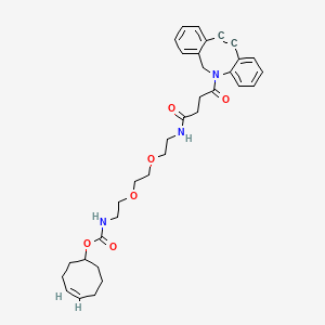 molecular formula C34H41N3O6 B8115273 [(4E)-cyclooct-4-en-1-yl] N-[2-[2-[2-[[4-(2-azatricyclo[10.4.0.04,9]hexadeca-1(16),4,6,8,12,14-hexaen-10-yn-2-yl)-4-oxobutanoyl]amino]ethoxy]ethoxy]ethyl]carbamate 