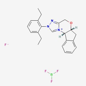 molecular formula C22H24BF4N3O B8117489 (5aR,10bS)-2-(2,6-Diethylphenyl)-5a,10b-dihydro-4H,6H-indeno[2,1-b][1,2,4]triazolo[4,3-d][1,4]oxazin-2-iumtetrafluoroborate 