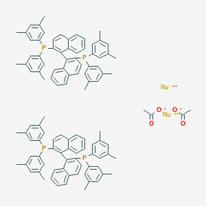 molecular formula C108H102O4P4Ru2+2 B8117786 Diacetato{(S)-(-)-2,2'-bis[di(3,5-xylyl)phosphino]-1,1'-binaphthyl}ruthenium(II) 
