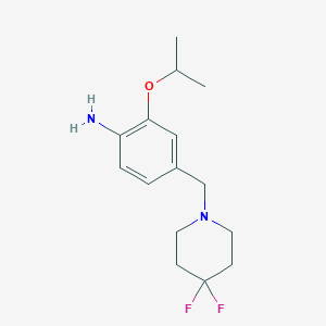 molecular formula C15H22F2N2O B8121419 4-(4,4-Difluoropiperidin-1-ylmethyl)-2-isopropoxyphenylamine 