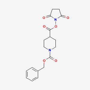 molecular formula C18H20N2O6 B8122345 Piperidine-1,4-dicarboxylic acid 1-benzyl ester 4-(2,5-dioxo-pyrrolidin-1-yl)ester 