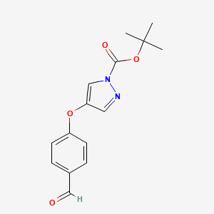 molecular formula C15H16N2O4 B8122378 tert-Butyl 4-(4-formylphenoxy)-1H-pyrazole-1-carboxylate 