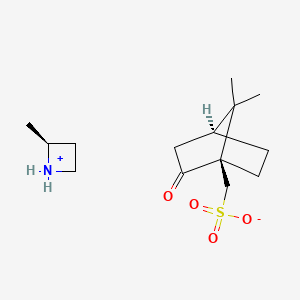 molecular formula C14H25NO4S B8124608 [(1R,4S)-7,7-dimethyl-2-oxo-1-bicyclo[2.2.1]heptanyl]methanesulfonate;(2S)-2-methylazetidin-1-ium 