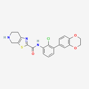 molecular formula C21H18ClN3O3S B8126074 N-[2-Chloro-3-(2,3-dihydrobenzo[b][1,4]dioxin-6-yl)phenyl]-4,5,6,7-tetrahydrothiazolo[5,4-c]pyridine-2-carboxamide 