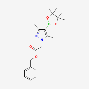 molecular formula C20H27BN2O4 B8130511 [3,5-Dimethyl-4-(4,4,5,5-tetramethyl-[1,3,2]dioxaborolan-2-yl)-pyrazol-1-yl]-acetic acid benzyl ester 