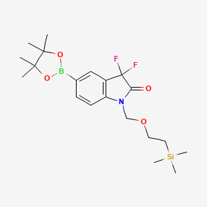 molecular formula C20H30BF2NO4Si B8131733 3,3-Difluoro-5-(4,4,5,5-tetramethyl-1,3,2-dioxaborolan-2-yl)-1-((2-(trimethylsilyl)ethoxy)methyl)indolin-2-one 