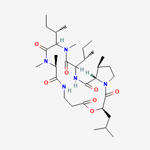 molecular formula C32H55N5O7 B8135457 (3R,10S,19S,20S)-13,16-bis[(2S)-butan-2-yl]-10,11,14,20-tetramethyl-3-(2-methylpropyl)-4-oxa-1,8,11,14,17-pentazabicyclo[17.3.0]docosane-2,5,9,12,15,18-hexone 