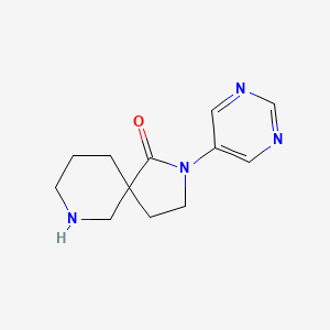 molecular formula C12H16N4O B8139019 2-(Pyrimidin-5-yl)-2,7-diazaspiro[4.5]decan-1-one 