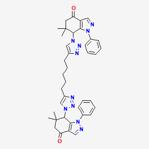 molecular formula C39H42N10O2 B8141178 7-[4-[5-[1-(6,6-Dimethyl-4-oxo-1-phenyl-5,7-dihydroindazol-7-yl)triazol-4-yl]pentyl]triazol-1-yl]-6,6-dimethyl-1-phenyl-5,7-dihydroindazol-4-one 