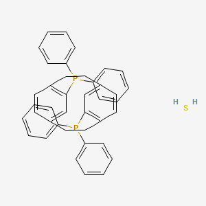 molecular formula C40H36P2S B8143770 (11-Diphenylphosphanyl-5-tricyclo[8.2.2.24,7]hexadeca-1(12),4,6,10,13,15-hexaenyl)-diphenylphosphane;sulfane 