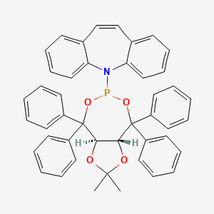 molecular formula C45H38NO4P B8146764 5-((3aR,8aR)-2,2-Dimethyl-4,4,8,8-tetraphenyltetrahydro-[1,3]dioxolo[4,5-e][1,3,2]dioxaphosphepin-6-yl)-5H-dibenzo[b,f]azepine 