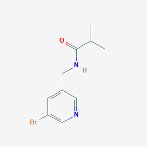 molecular formula C10H13BrN2O B8149216 N-((5-bromopyridin-3-yl)methyl)isobutyramide 