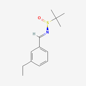 molecular formula C13H19NOS B8149505 (NE,S)-N-[(3-ethylphenyl)methylidene]-2-methylpropane-2-sulfinamide 