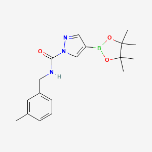 molecular formula C18H24BN3O3 B8150114 N-(3-methylbenzyl)-4-(4,4,5,5-tetramethyl-1,3,2-dioxaborolan-2-yl)-1H-pyrazole-1-carboxamide 