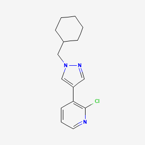 molecular formula C15H18ClN3 B8150737 2-Chloro-3-(1-(cyclohexylmethyl)-1H-pyrazol-4-yl)pyridine 