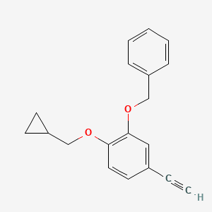 molecular formula C19H18O2 B8150827 2-(Benzyloxy)-1-(cyclopropylmethoxy)-4-ethynylbenzene 