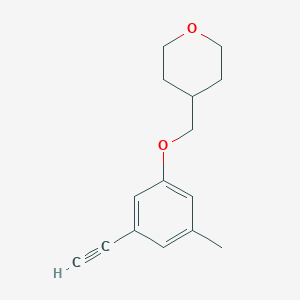 molecular formula C15H18O2 B8152515 4-((3-Ethynyl-5-methylphenoxy)methyl)tetrahydro-2H-pyran 