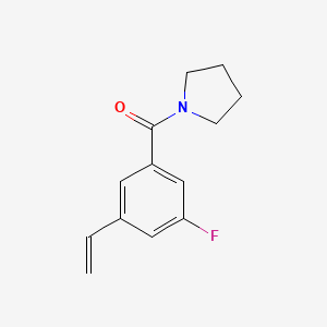 molecular formula C13H14FNO B8152927 (3-Fluoro-5-vinylphenyl)(pyrrolidin-1-yl)methanone 