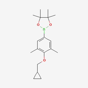 molecular formula C18H27BO3 B8153970 2-(4-(Cyclopropylmethoxy)-3,5-dimethylphenyl)-4,4,5,5-tetramethyl-1,3,2-dioxaborolane 