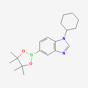 molecular formula C19H27BN2O2 B8158420 1-cyclohexyl-5-(4,4,5,5-tetramethyl-1,3,2-dioxaborolan-2-yl)-1H-benzo[d]imidazole 