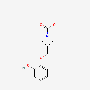 molecular formula C15H21NO4 B8160581 tert-Butyl 3-((2-hydroxyphenoxy)methyl)azetidine-1-carboxylate 