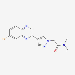 molecular formula C15H14BrN5O B8161058 2-(4-(7-Bromoquinoxalin-2-yl)-1H-pyrazol-1-yl)-N,N-dimethylacetamide 