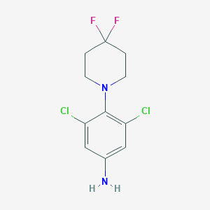 molecular formula C11H12Cl2F2N2 B8162895 3,5-Dichloro-4-(4,4-difluoropiperidin-1-yl)aniline 