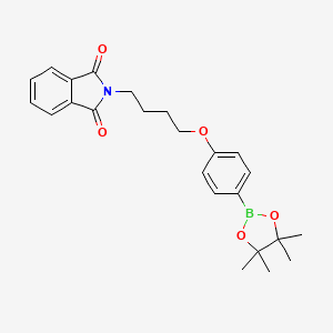 molecular formula C24H28BNO5 B8165438 2-(4-(4-(4,4,5,5-Tetramethyl-1,3,2-dioxaborolan-2-yl)phenoxy)butyl)isoindoline-1,3-dione 