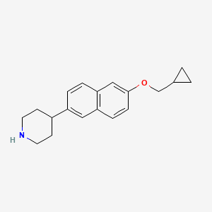 molecular formula C19H23NO B8167773 4-(6-(Cyclopropylmethoxy)naphthalen-2-yl)piperidine 