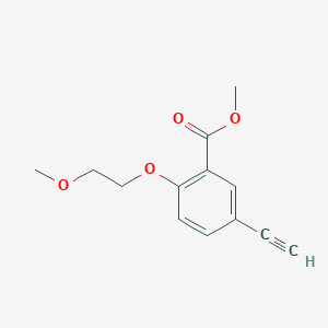 molecular formula C13H14O4 B8169103 Methyl 5-ethynyl-2-(2-methoxyethoxy)benzoate 