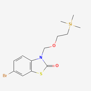 molecular formula C13H18BrNO2SSi B8175431 6-Bromo-3-((2-(trimethylsilyl)ethoxy)methyl)benzo[d]thiazol-2(3H)-one 
