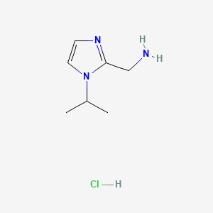 molecular formula C7H14ClN3 B8180337 1-[1-(propan-2-yl)-1H-imidazol-2-yl]methanamine hydrochloride 