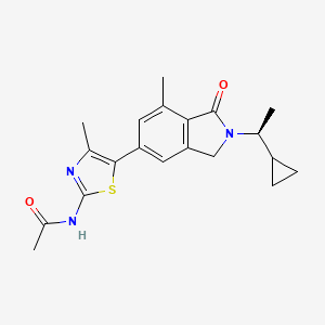 molecular formula C20H23N3O2S B8180446 N-[5-[2-[(1S)-1-cyclopropylethyl]-7-methyl-1-oxo-3H-isoindol-5-yl]-4-methyl-1,3-thiazol-2-yl]acetamide 
