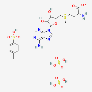 molecular formula C22H34N6O16S4 B8180796 2-Amino-4-[[5-(6-aminopurin-9-yl)-3,4-dihydroxyoxolan-2-yl]methyl-methylsulfonio]butanoate;4-methylbenzenesulfonic acid;sulfuric acid 