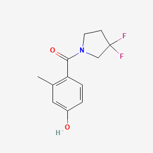 molecular formula C12H13F2NO2 B8182456 (3,3-Difluoropyrrolidin-1-yl)(4-hydroxy-2-methylphenyl)methanone 