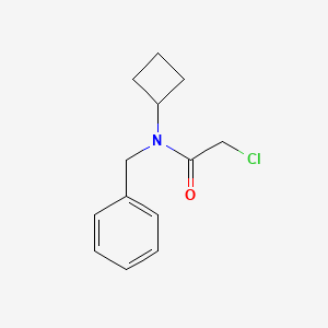 molecular formula C13H16ClNO B8183132 N-Benzyl-2-chloro-N-cyclobutylacetamide 