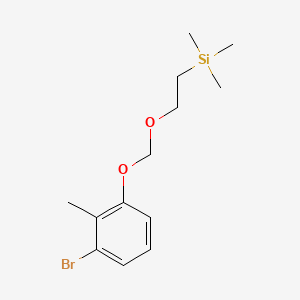 molecular formula C13H21BrO2Si B8183427 (2-((3-Bromo-2-methylphenoxy)methoxy)ethyl)trimethylsilane 