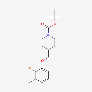 molecular formula C18H26BrNO3 B8183561 tert-Butyl 4-((2-bromo-3-methylphenoxy)methyl)piperidine-1-carboxylate 