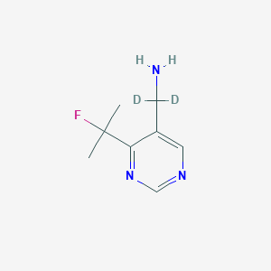 molecular formula C8H12FN3 B8190957 1,1-Dideutero-1-[4-(1-fluoro-1-methyl-ethyl)-pyrimidin-5-yl]-methylamine 