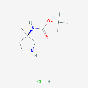 molecular formula C10H21ClN2O2 B8191308 (R)-(3-Methyl-pyrrolidin-3-yl)-carbamic acid tert-butyl ester hydrochloride 