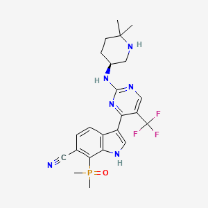 molecular formula C23H26F3N6OP B8191575 7-dimethylphosphoryl-3-[2-[[(3S)-6,6-dimethylpiperidin-3-yl]amino]-5-(trifluoromethyl)pyrimidin-4-yl]-1H-indole-6-carbonitrile CAS No. 2417302-07-7