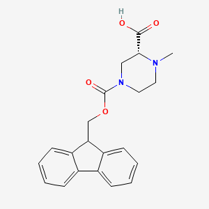 molecular formula C21H22N2O4 B8191719 (R)-4-Methyl-piperazine-1,3-dicarboxylic acid 1-(9H-fluoren-9-ylmethyl) ester 