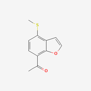 molecular formula C11H10O2S B8195320 1-(4-(Methylthio)benzofuran-7-yl)ethanone 