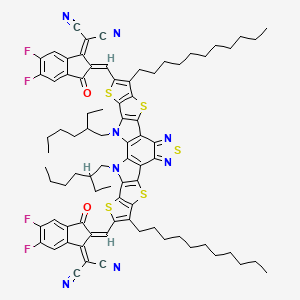 molecular formula C82H86F4N8O2S5 B8196175 2-[(2Z)-2-[[23-[(Z)-[1-(dicyanomethylidene)-5,6-difluoro-3-oxoinden-2-ylidene]methyl]-3,27-bis(2-ethylhexyl)-8,22-di(undecyl)-6,10,15,20,24-pentathia-3,14,16,27-tetrazaoctacyclo[16.9.0.02,12.04,11.05,9.013,17.019,26.021,25]heptacosa-1(18),2(12),4(11),5(9),7,13,16,19(26),21(25),22-decaen-7-yl]methylidene]-5,6-difluoro-3-oxoinden-1-ylidene]propanedinitrile 