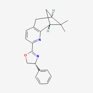 molecular formula C21H22N2O B8197847 (R)-2-((6R,8R)-7,7-Dimethyl-5,6,7,8-tetrahydro-6,8-methanoquinolin-2-yl)-4-phenyl-4,5-dihydrooxazole 