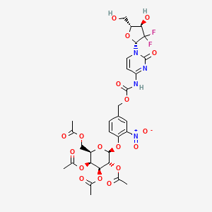 molecular formula C31H34F2N4O18 B8198255 [(2R,3S,4S,5R,6S)-3,4,5-triacetyloxy-6-[4-[[1-[(2R,4R,5R)-3,3-difluoro-4-hydroxy-5-(hydroxymethyl)oxolan-2-yl]-2-oxopyrimidin-4-yl]carbamoyloxymethyl]-2-nitrophenoxy]oxan-2-yl]methyl acetate 