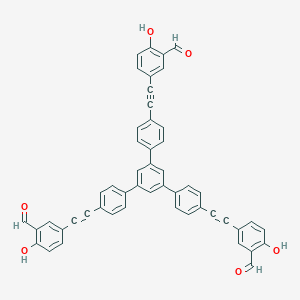 molecular formula C51H30O6 B8198478 5,5'-((5'-(4-((3-Formyl-4-hydroxyphenyl)ethynyl)phenyl)-[1,1':3',1''-terphenyl]-4,4''-diyl)bis(ethyne-2,1-diyl))bis(2-hydroxybenzaldehyde) 