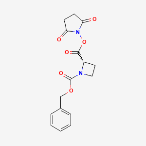 molecular formula C16H16N2O6 B8198878 (S)-1-Benzyl 2-(2,5-dioxopyrrolidin-1-yl) azetidine-1,2-dicarboxylate 