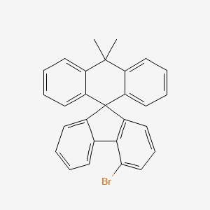 molecular formula C28H21Br B8201937 4'-Bromo-10,10-dimethyl-10H-spiro[anthracene-9,9'-fluorene] 