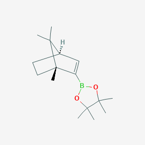 molecular formula C16H27BO2 B8203303 4,4,5,5-tetramethyl-2-[(1S,4R)-1,7,7-trimethyl-2-bicyclo[2.2.1]hept-2-enyl]-1,3,2-dioxaborolane 